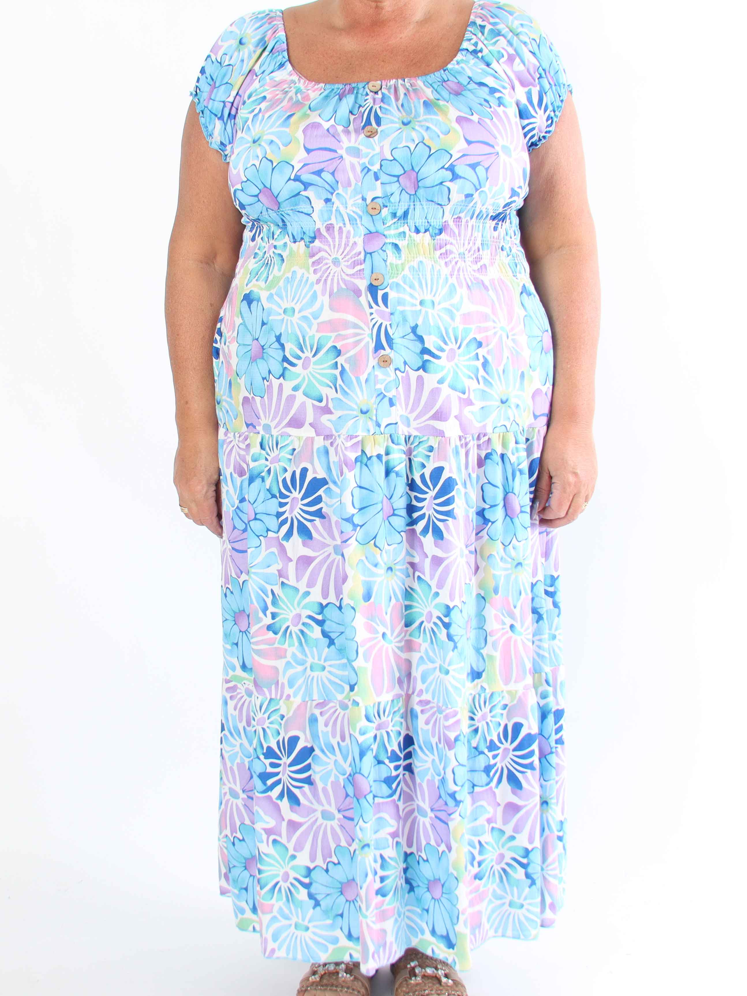 Monica - Plus size kjole i viskose med smock i taljen og pufærmer